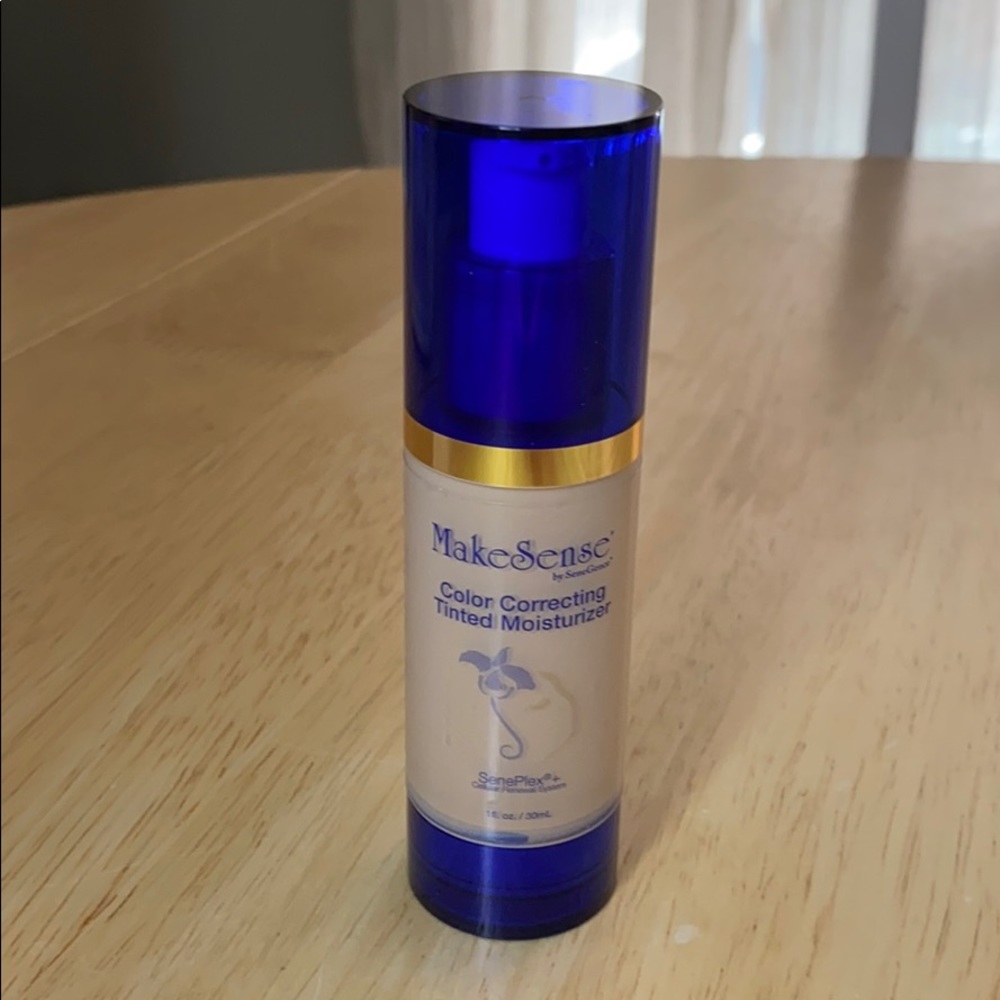 MakeSense Color Correcting Tinted Moisturizer L